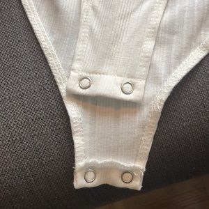 Forever 21 Tops - White long sleeve bodysuit Forever 21 Tops - White long sleeve bodysuit